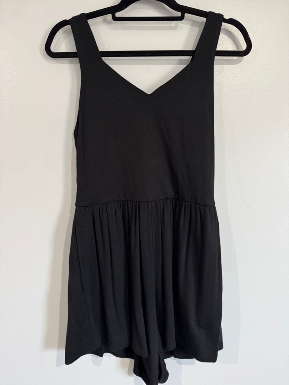LOFT Black Sleeveless V-Neck Romper